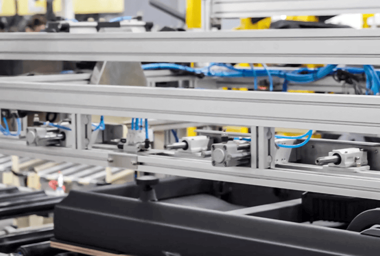 跑步機自動化產線